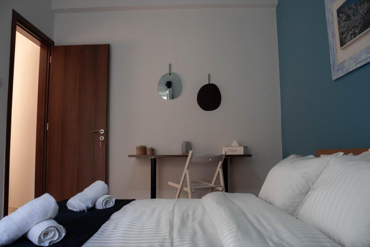Cosy And Central Home In アテネ エクステリア 写真